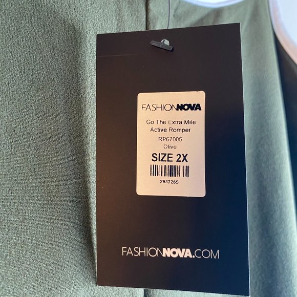 Fashion Nova Olive Green Romper Size 2X - Picture 3 of 3
